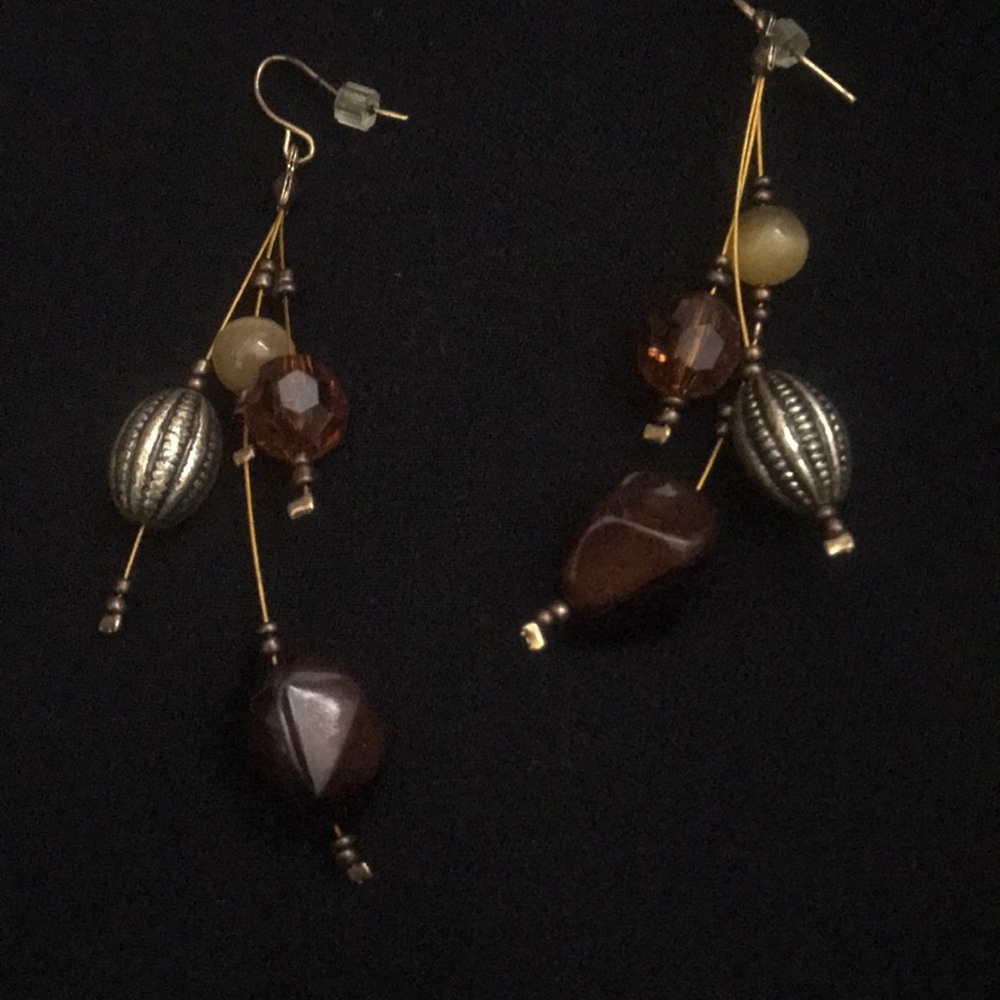 Vintage Pierced brown, gold, Amber, & brown beads